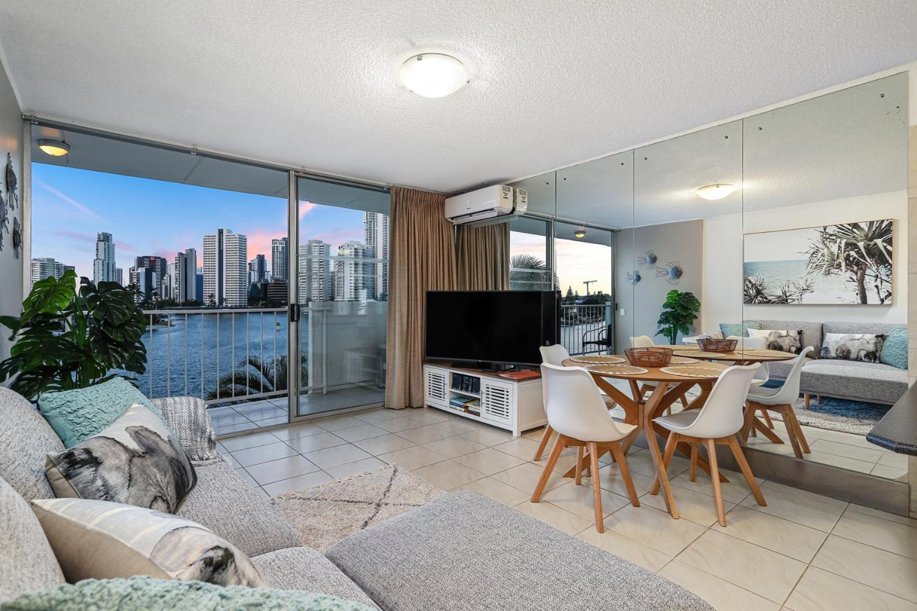Amazing Water Views Surfers Paradise Guldkusten Exteriör bild